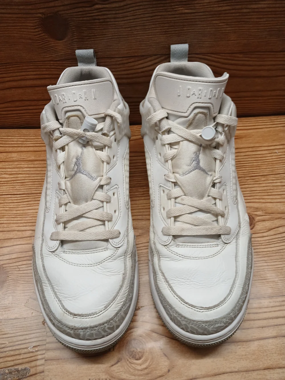 Jordan Men's Spizike Low Summit White/gray Men's Basketball Sneakers